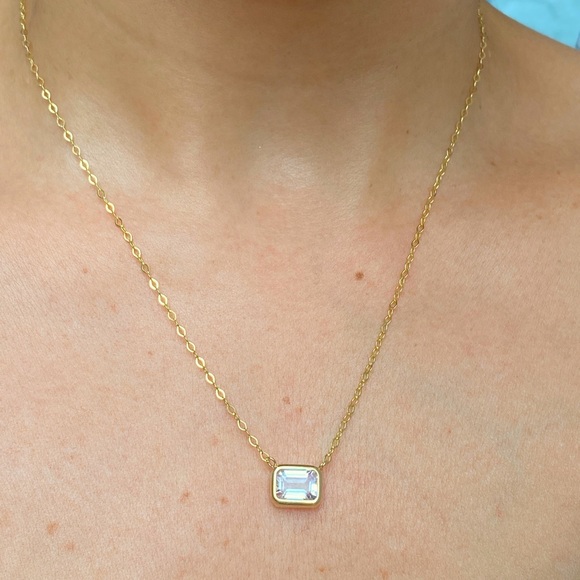 14K Gold Natural Morganite Necklace - Picture 6 of 7